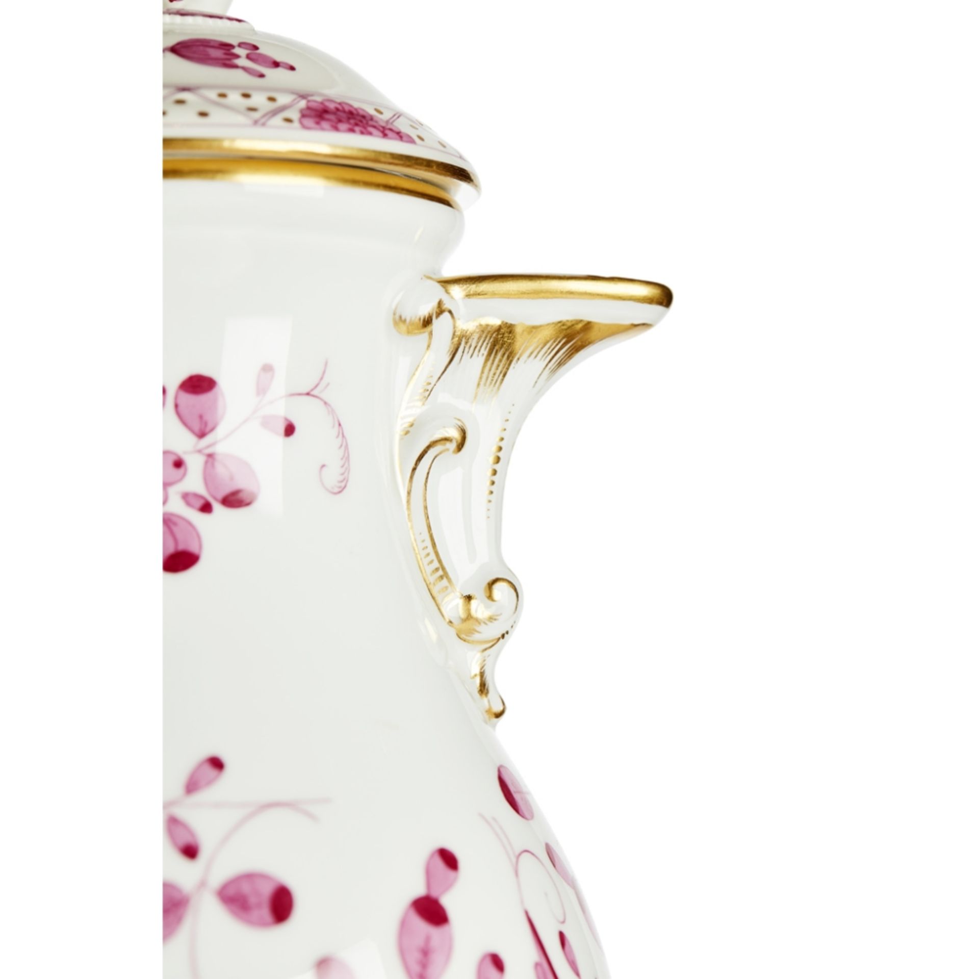 MEISSEN 'INDIAN PINK' PORCELAIN PART DINNER, TEA AND COFFEE SERVICELATE 19TH/ EARLY 20TH CENTURY - Image 6 of 7