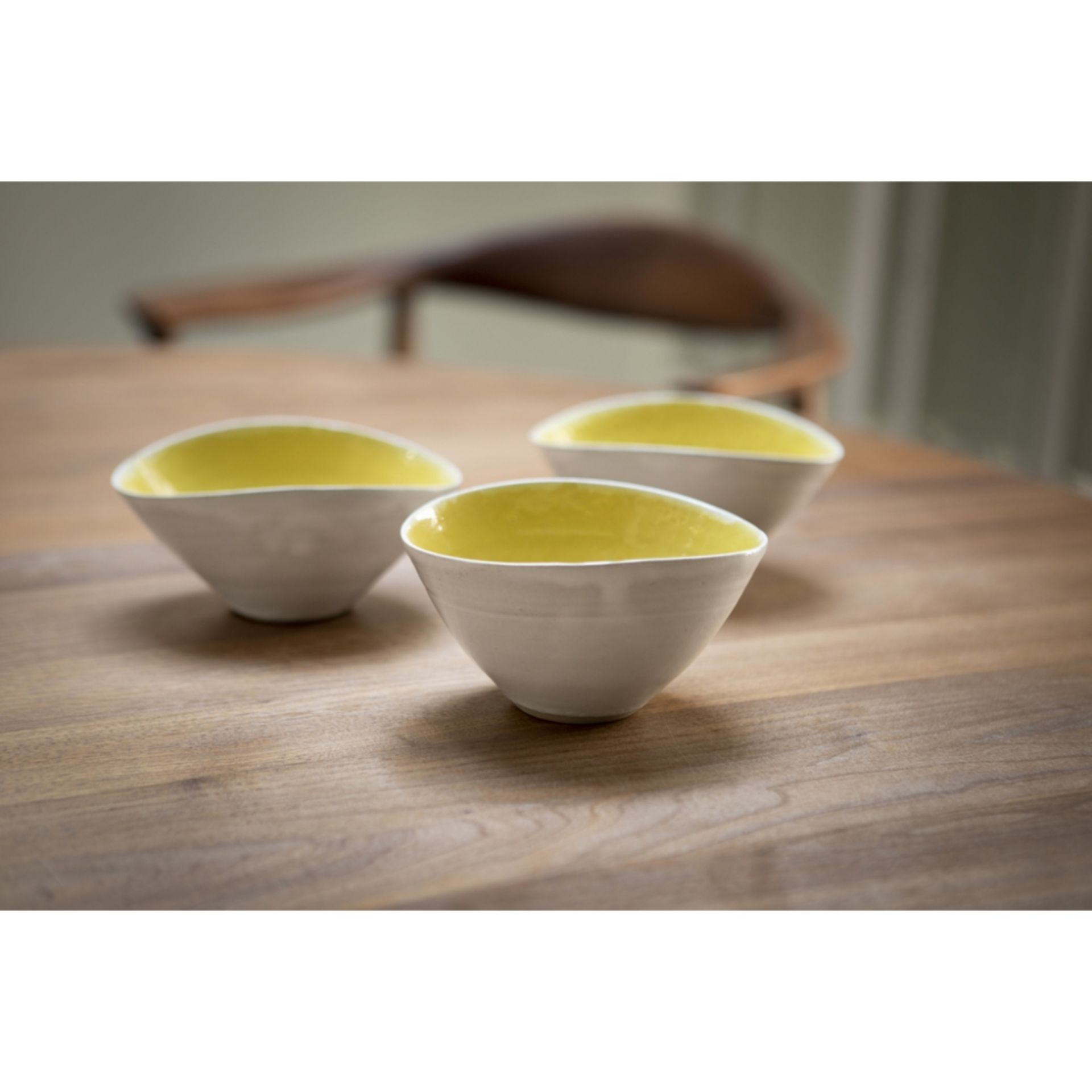 [§] LUCIE RIE D.B.E. (BRITISH, 1902-1995)SET OF THREE BOWLS each impressed artist's seal, white - Image 2 of 6