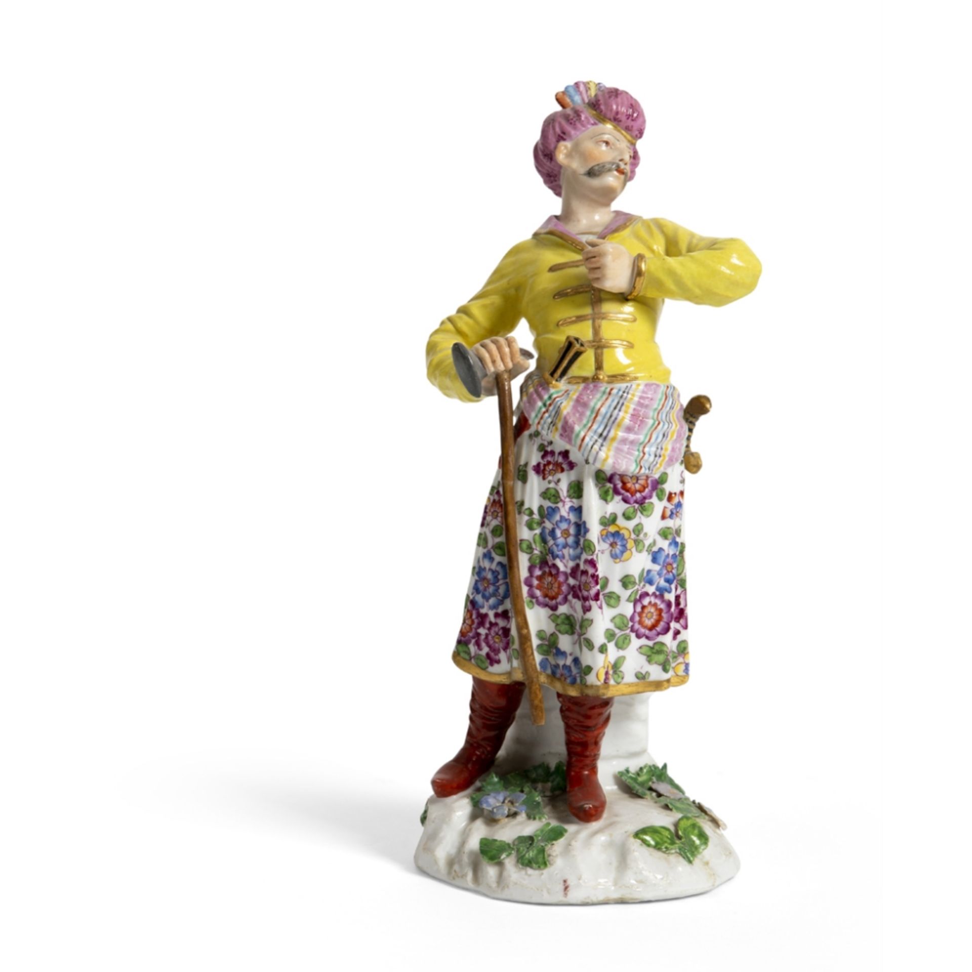 DERBY PORCELAIN FIGURE OF A TURKENGLAND, 18TH CENTURY with a feathered turban holding an axe in