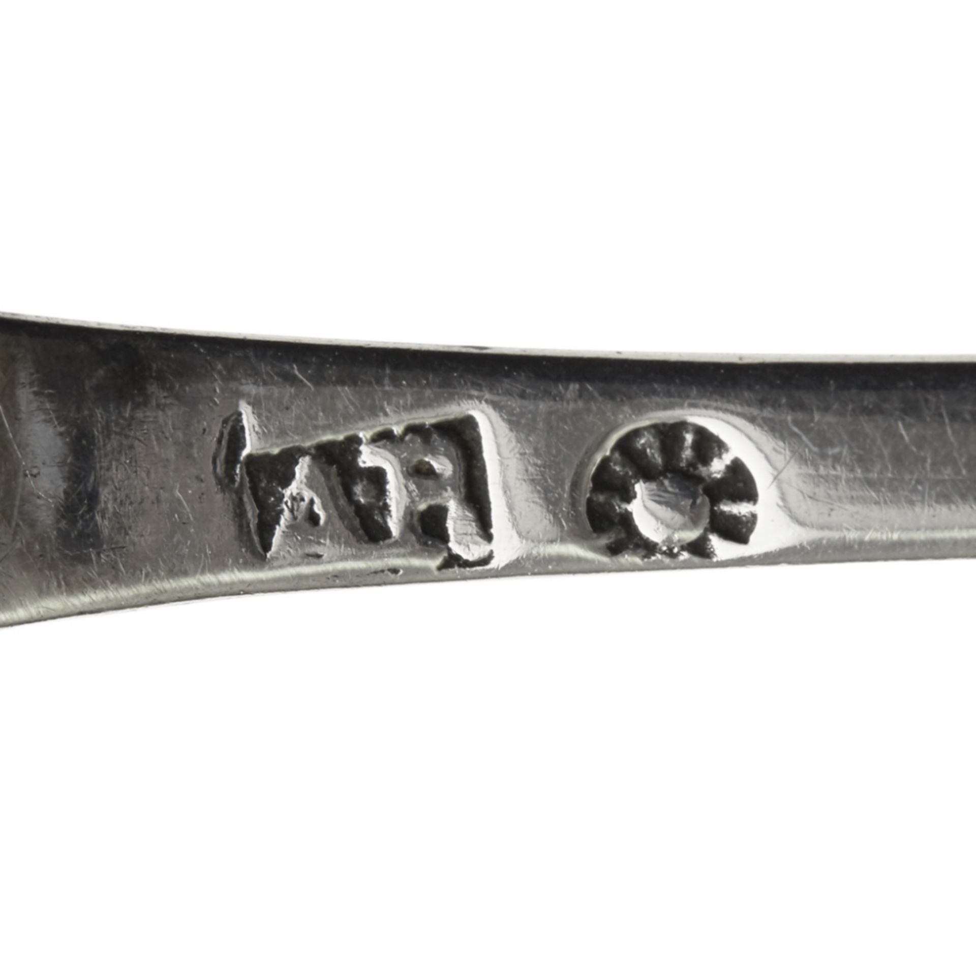 DINGWALL (?) - A PAIR OF SCOTTISH PROVINCIAL SUGAR TONGS marked AR to each arm, of Old English - Image 2 of 2