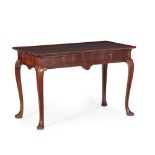 A MAHOGANY SILVER TABLE BY WHYTOCK & REID, EDINBURGH EARLY 20TH CENTURY the quarter-veneered and