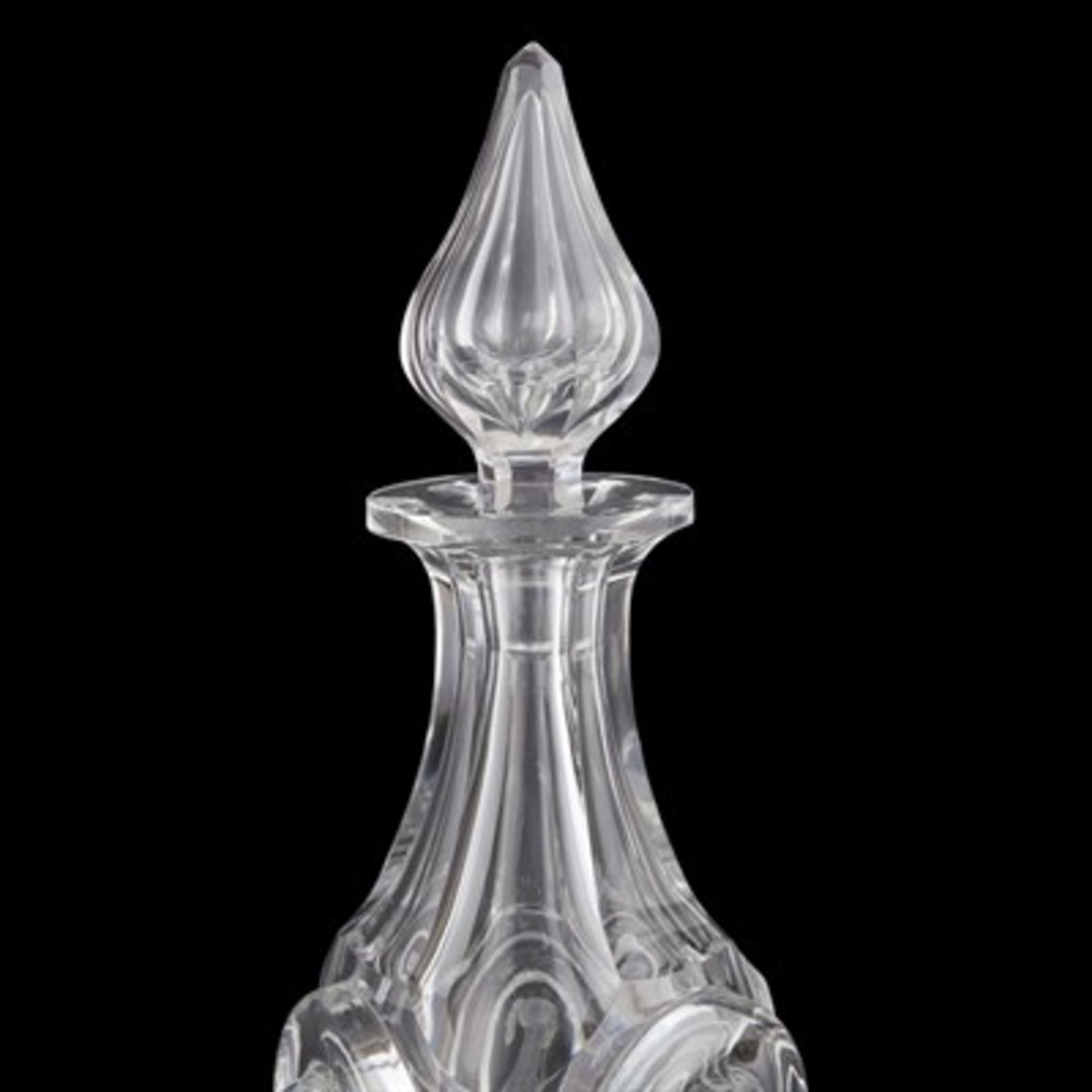 LARGE BOHEMIAN ENGRAVED DECANTER AND STOPPER, IN THE MANNER OF DOMINIK BIEMANN EARLY 19TH CENTURY - Image 4 of 4