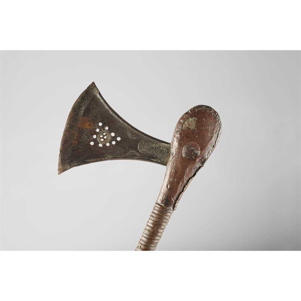 SONGYE AXE DEMOCRATIC REPUBLIC OF CONGO wood, iron and copper, the shaft wooden coated with - Image 2 of 2