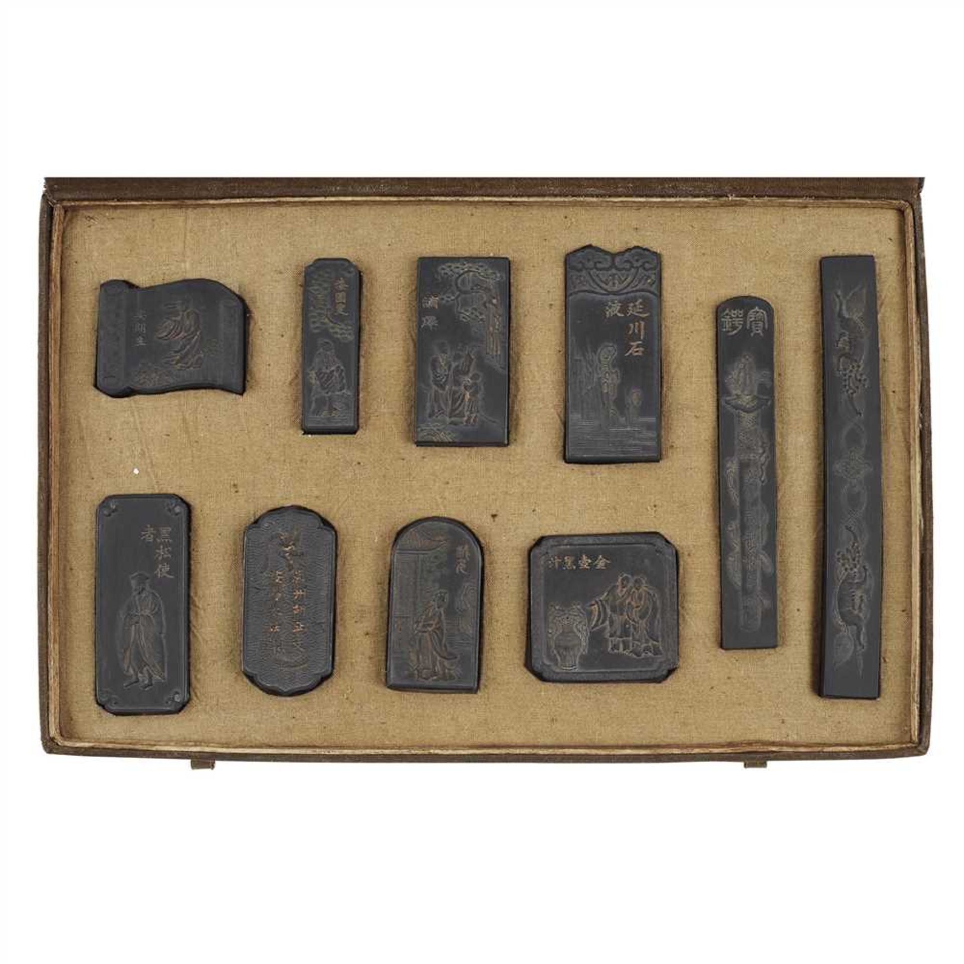 THREE SETS OF DECORATIVE INK STICKS 20TH CENTURY - Image 4 of 4