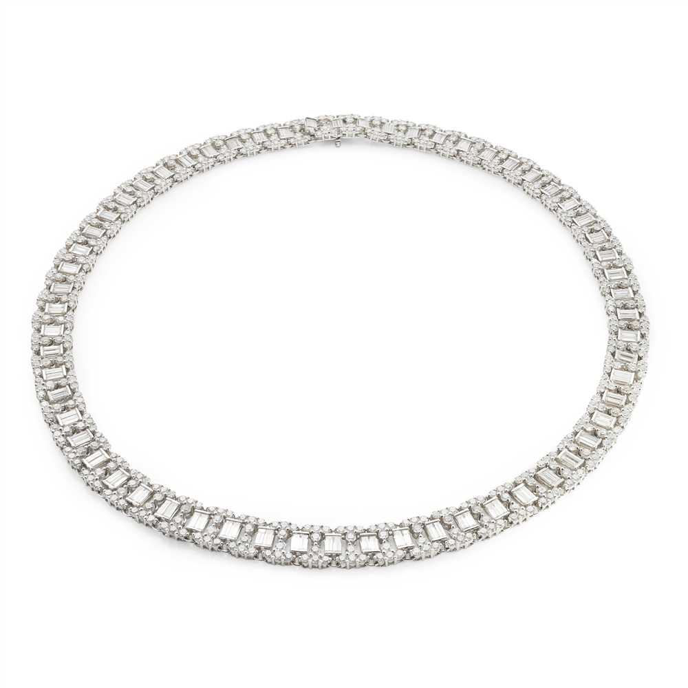 A diamond set necklace - Image 4 of 5