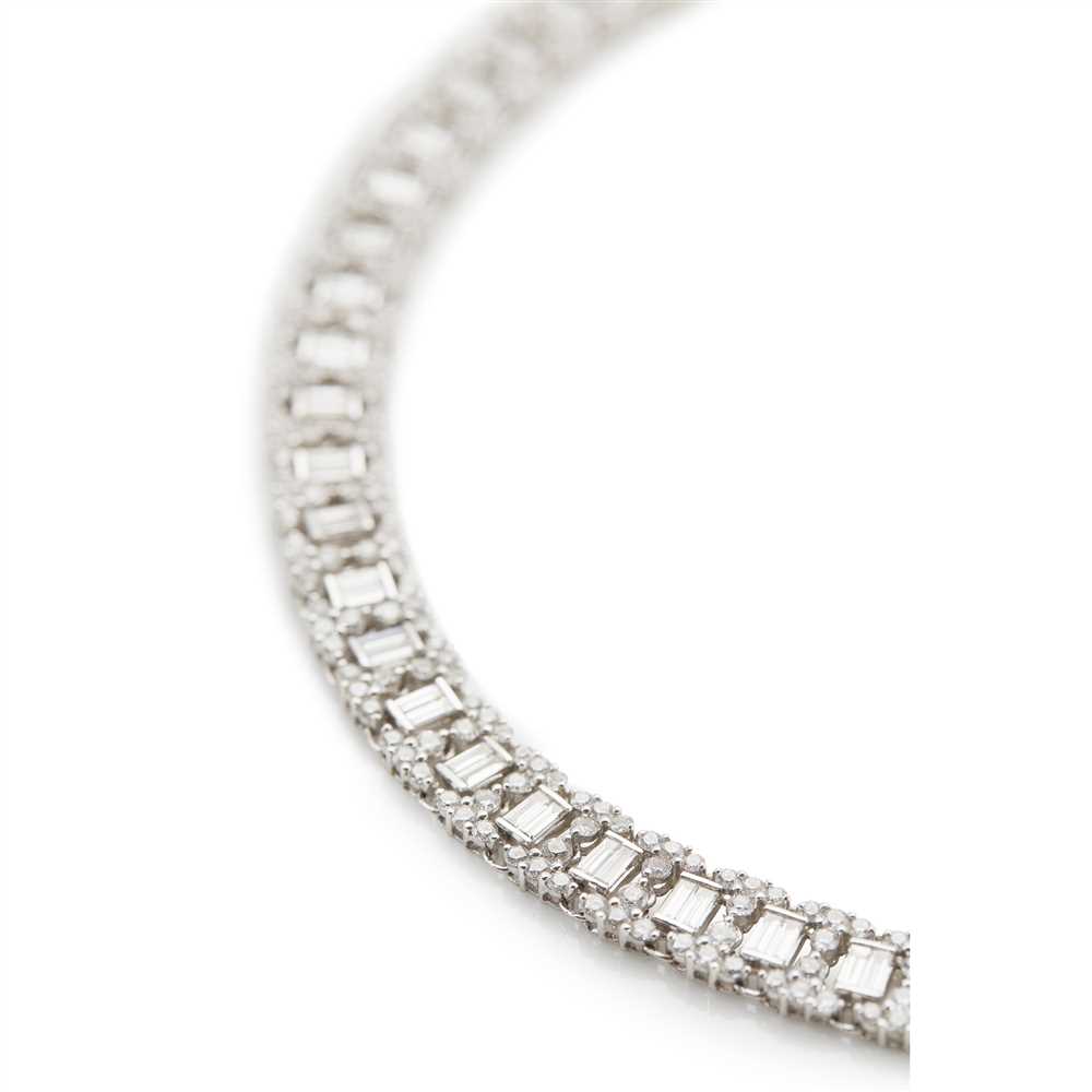 A diamond set necklace - Image 3 of 5