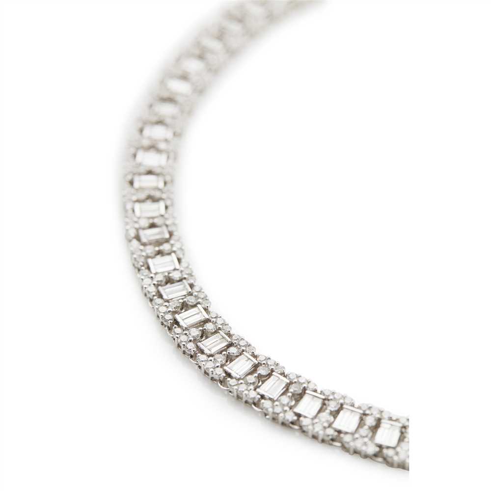 A diamond set necklace - Image 2 of 5