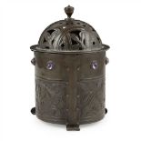 ENGLISH SCHOOL ARTS & CRAFTS PATINATED COPPER POT POURRI JAR & COVER, CIRCA 1900 of cylindrical form