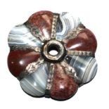 An agate brooch (missing pin)