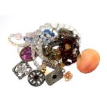 A small bag of mixed jewellery to include silver Scottish brooches