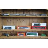 Hornby Railways: eight locomotives including Sir Dinadan and 41 Squadron (one lacking tender)