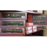 Lima: eleven Southern coaching stock in boxes (one incorrect) (11)
