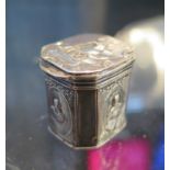 A 18th century Dutch silver pill box