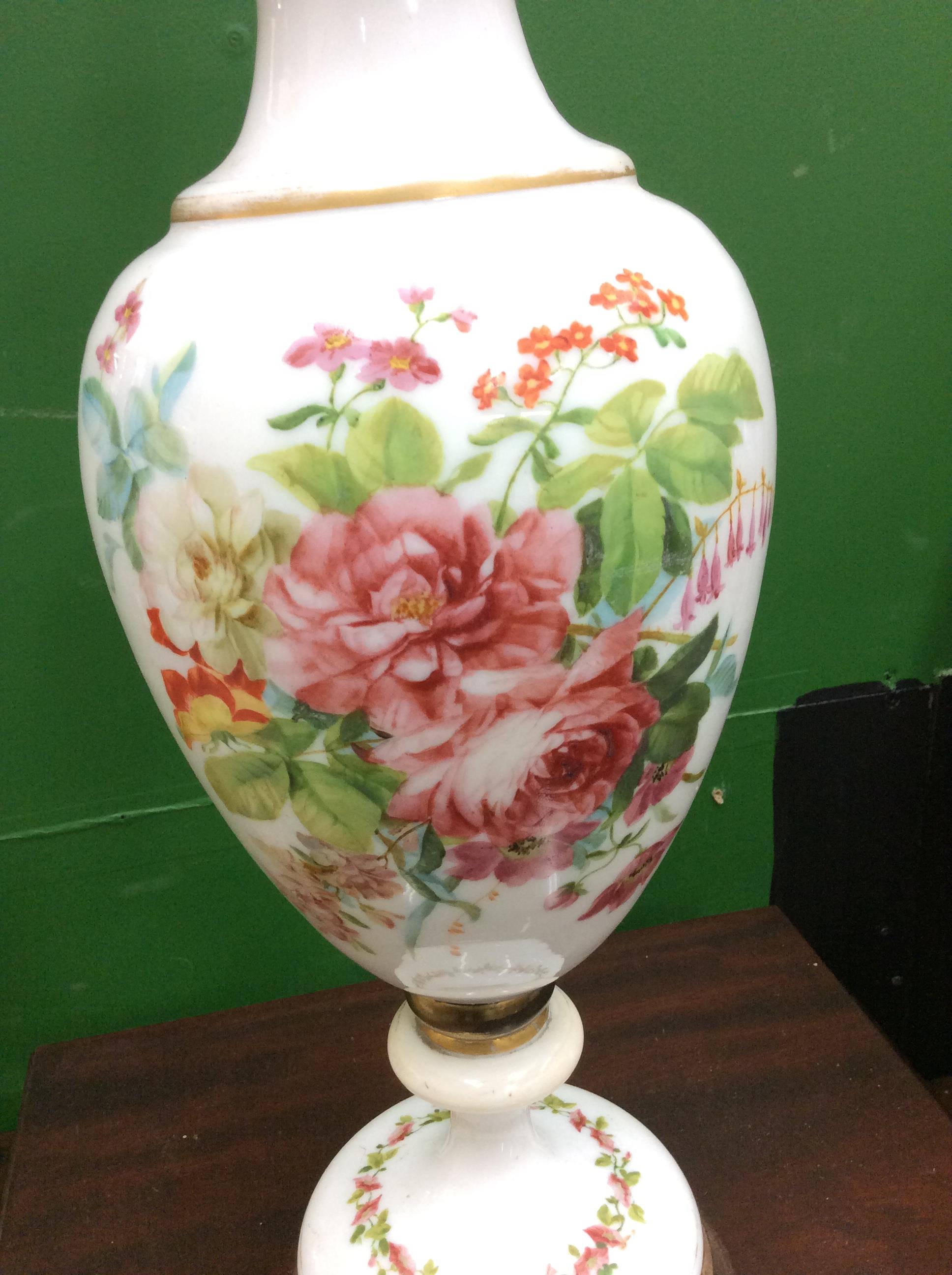 A PAIR OF OPALESCENT GLASS TABLE LAMPS of baluster form decorated with flowers, 50.5cm high - Image 13 of 13