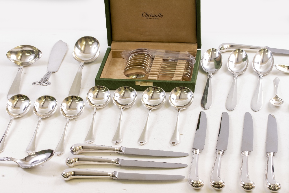 A GROUP OF SILVER PLATED CUTLERY AND CHRISTOFLE TEA SPOONS (a quantity)