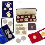 A QUANTITY OF COINS to include a 1980 gold half sovereign