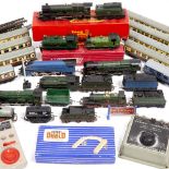 A QUANTITY OF DUBLO AND TRI-ANG HORNBY '00' GAUGE LOCOMOTIVES, rolling stock, track etc