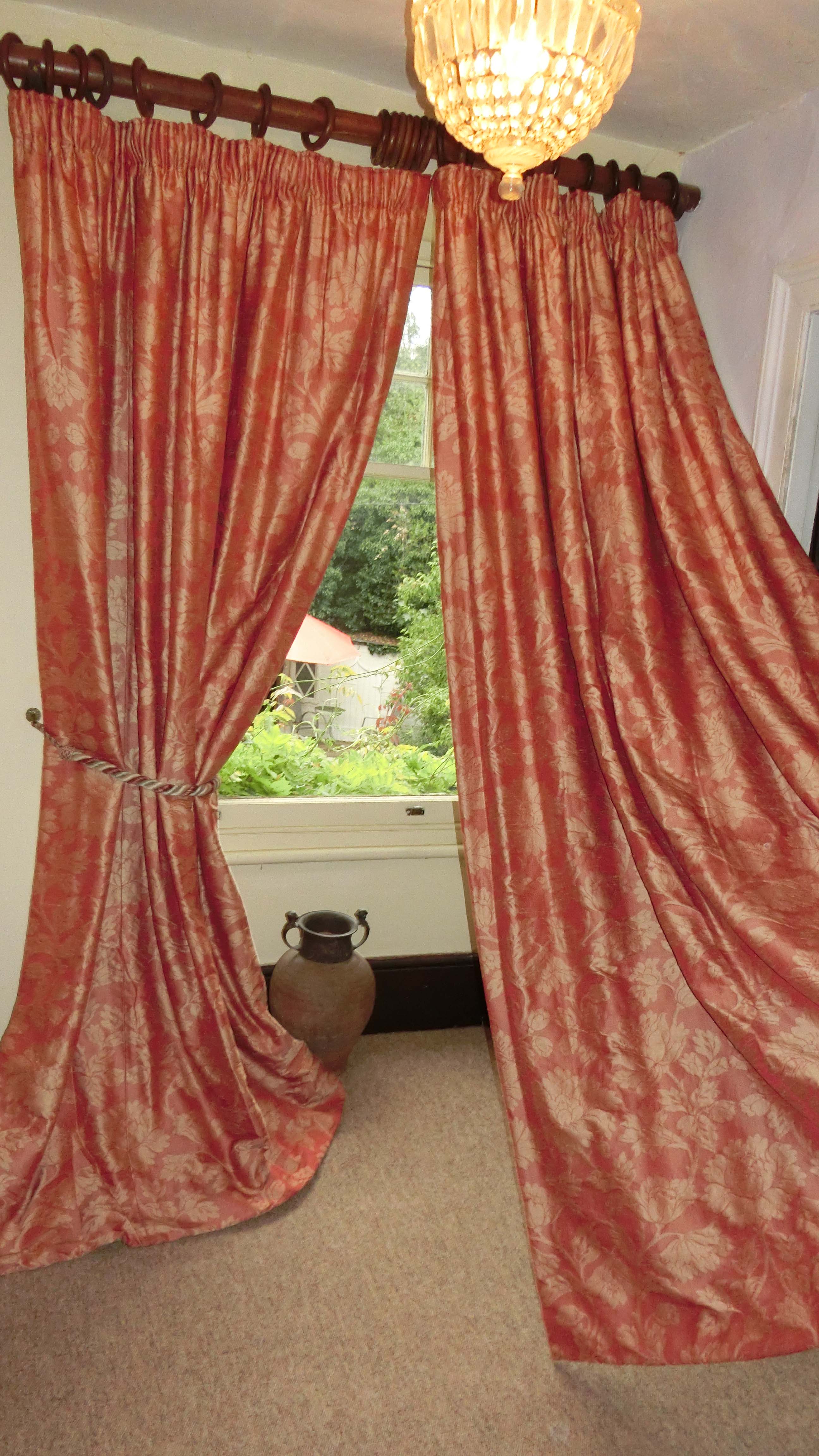 A PAIR OF 20TH CENTURY RAW SILK CURTAINS on a coral ground with peony decoration with gathered - Image 2 of 15