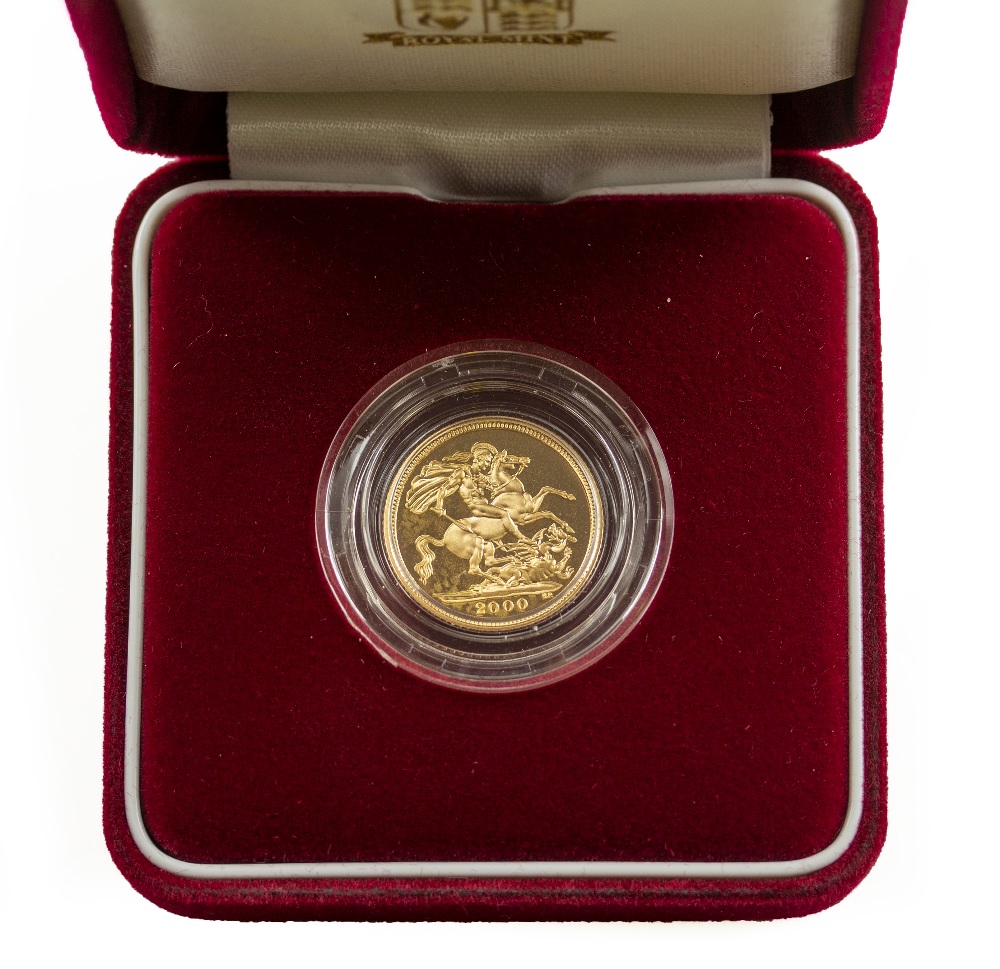 A BOXED 2000 HALF SOVEREIGN number 0898/7500, in box with Certificate of Authenticity