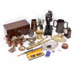 A COLLECTION OF BRASS AND OTHER METALWARE to include a brass jam pan, an abstract model of a