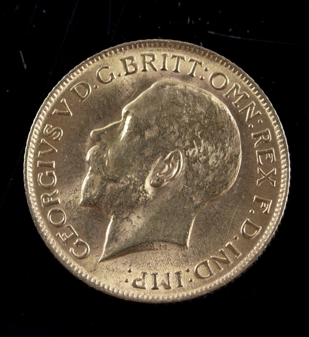A GEORGE V SOVEREIGN dated 1915 - Image 2 of 2