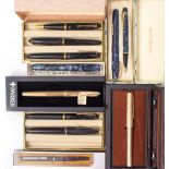 A COLLECTION OF PENS AND FOUNTAIN PENS to include a Parker 105 gold plated fountain pen and a Conway