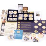 A COLLECTION OF ROYAL COMMEMORATIVE COINS AND MEDALLIONS