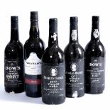 A COLLECTION OF FIVE BOTTLES OF VINTAGE AND LATE BOTTLED VINTAGE PORT to include two Charles