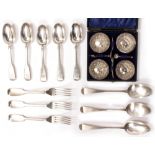 A COLLECTION OF SILVER to include three William IV fiddle pattern forks with marks for London