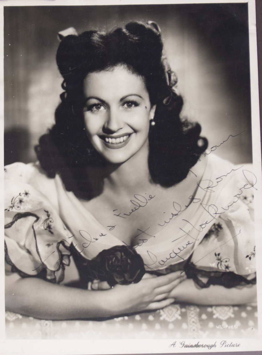 FIVE SIGNED GOLDEN AGE CINEMA PHOTOGRAPHS to include Stewart Granger, Margaret Lockwood, Richard - Image 3 of 5