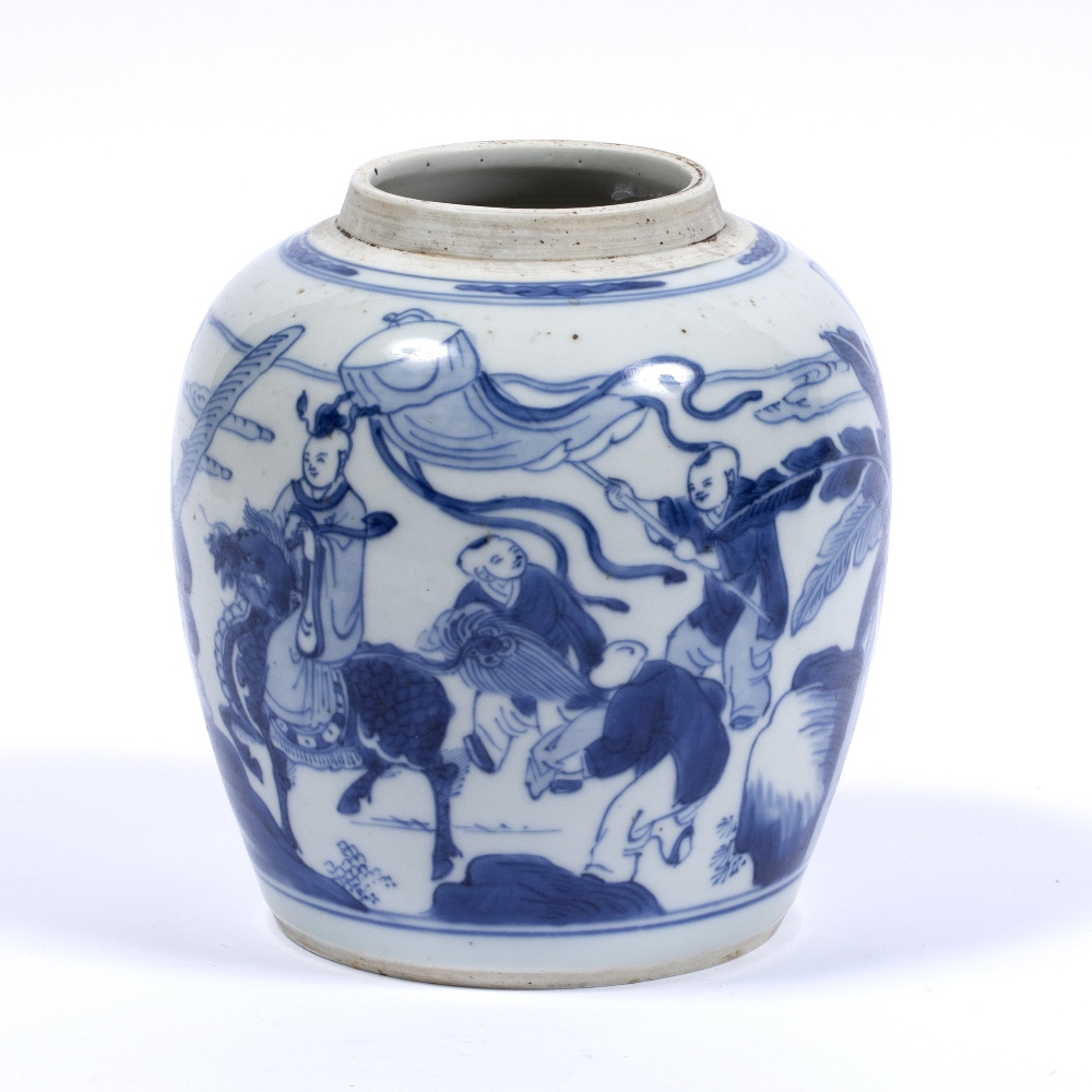 Blue and white jar Chinese, Kangxi (1662-1722) depicting figures in a procession with a central - Image 2 of 3