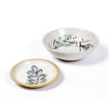 Marianne de Trey (1913-2016) Stoneware dish and bowl each decorated with foliate hand painted