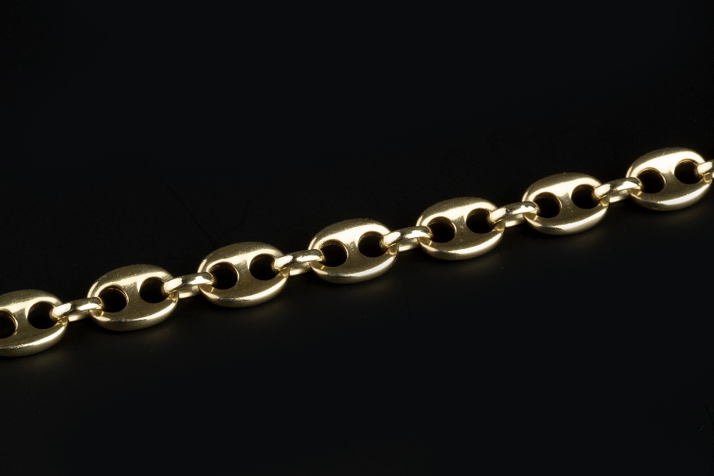 A 9CT GOLD ANCHOR-LINK CHAIN, length 76cm