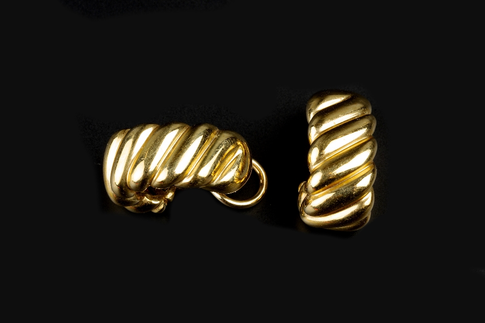 A PAIR OF 18CT GOLD EAR CLIPS BY TIFFANY & CO, of fluted half hoop design, on hinged clip