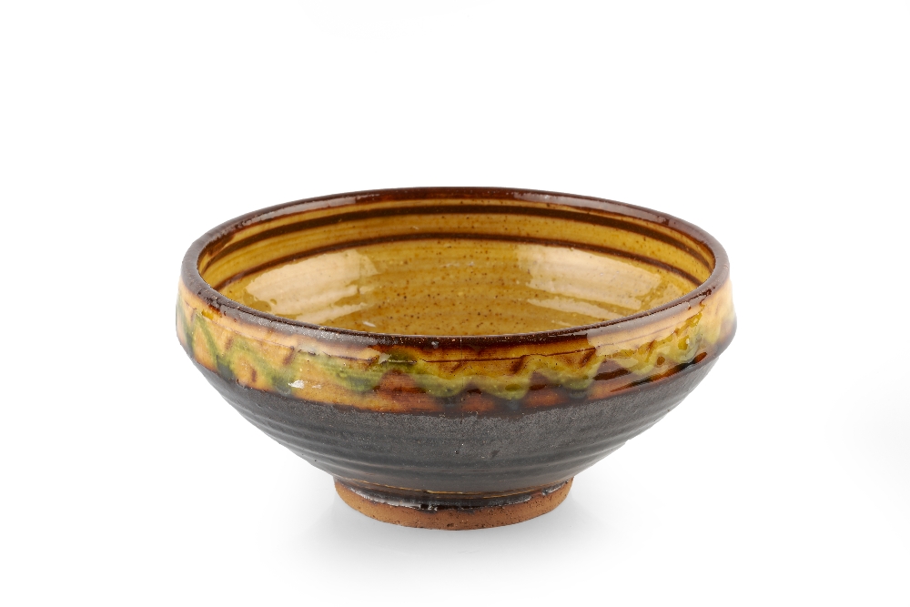Clive Bowen (b.1943) Bowl slip pattern rim, earthenware glaze 16cm diameter.