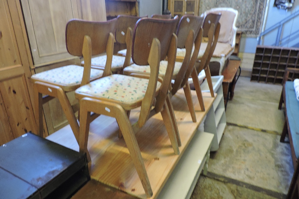 A set of six 1970's kitchen chairs - Image 19 of 19