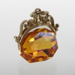 A 9 carat gold mounted citrine fob,