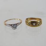 An 18 carat gold ladies dress ring,