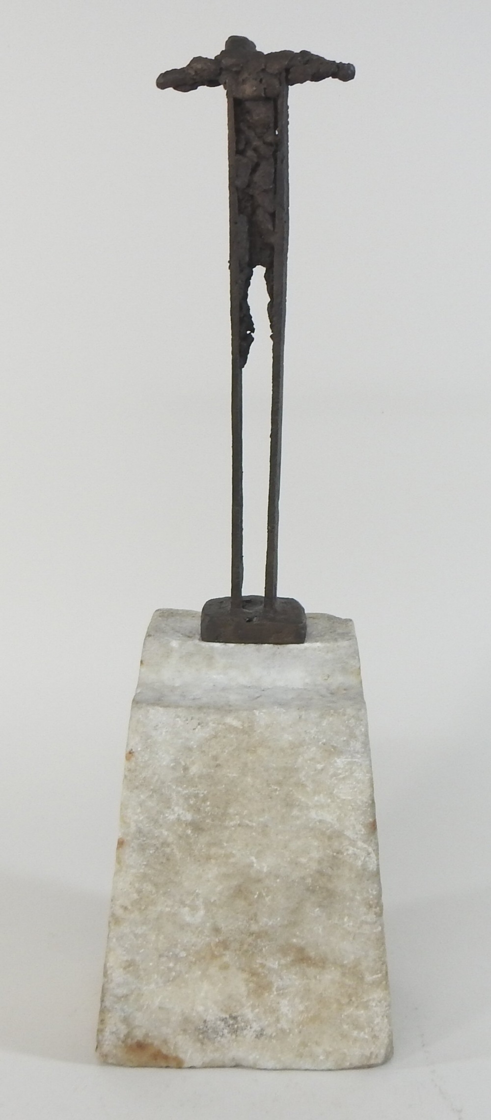 A contemporary iron sculpture, crucifixion, on a marble keystone, - Image 6 of 8