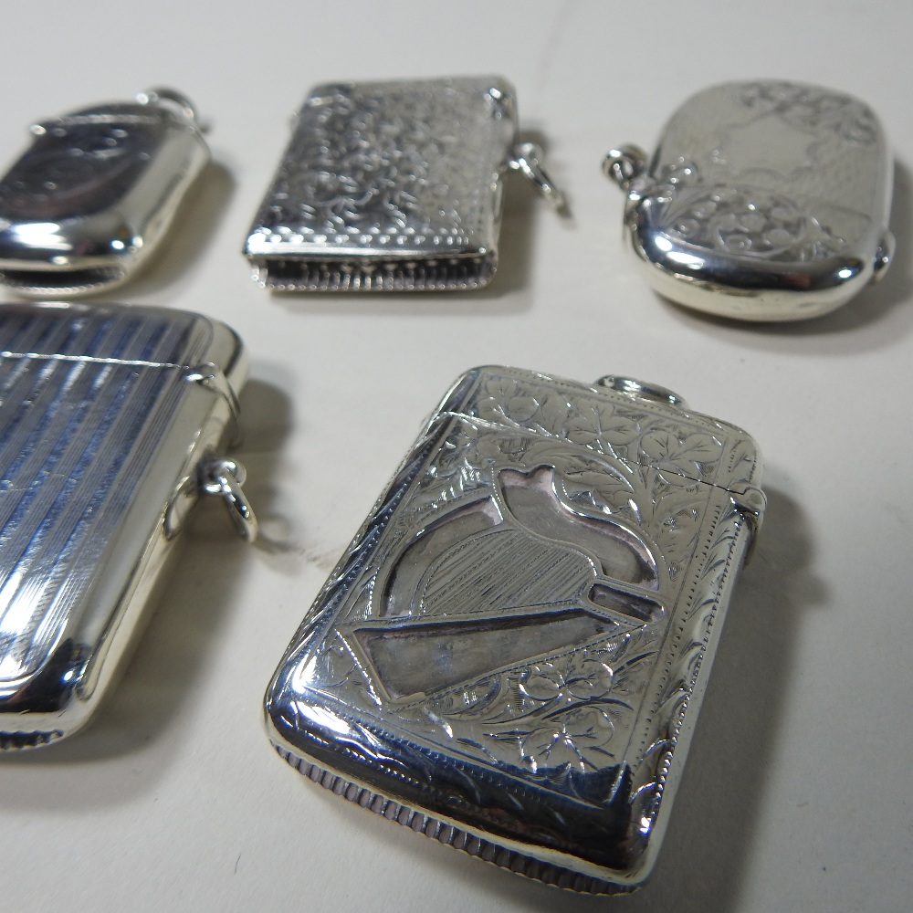 An early 20th century silver vesta case, with engine turned decoration, 5cm high, - Image 3 of 5