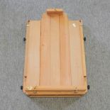 A Daler-Rowney Cornwall artist's easel