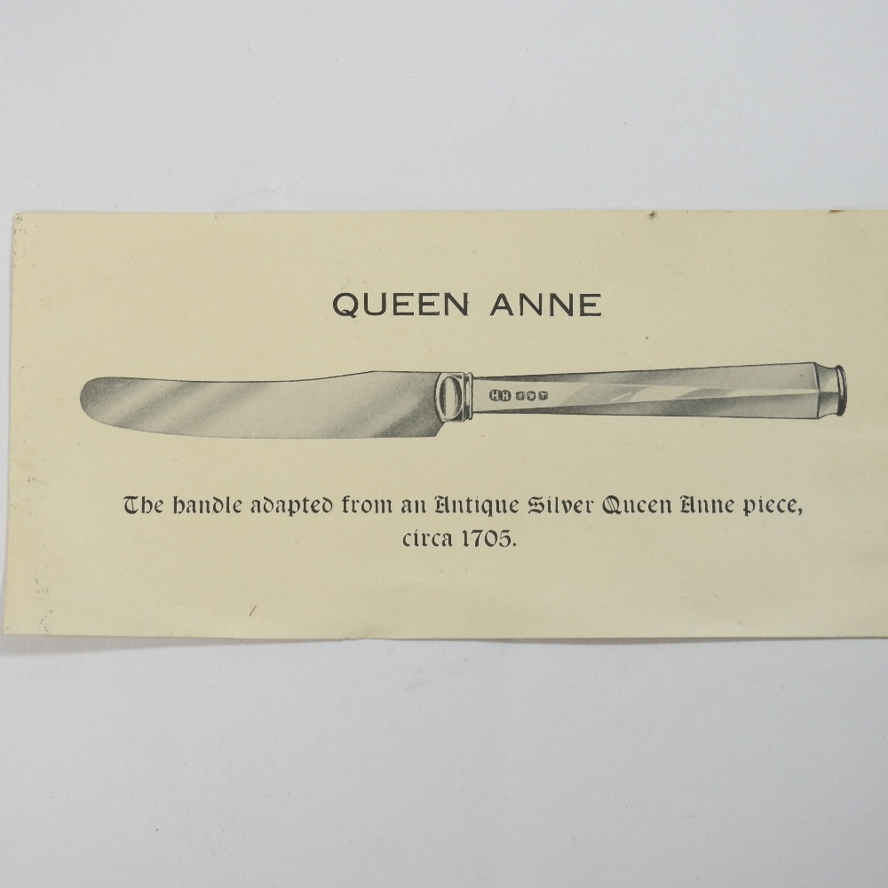 A mid 20th century set of silver teaspoons, British hall marks, cased, - Image 6 of 9