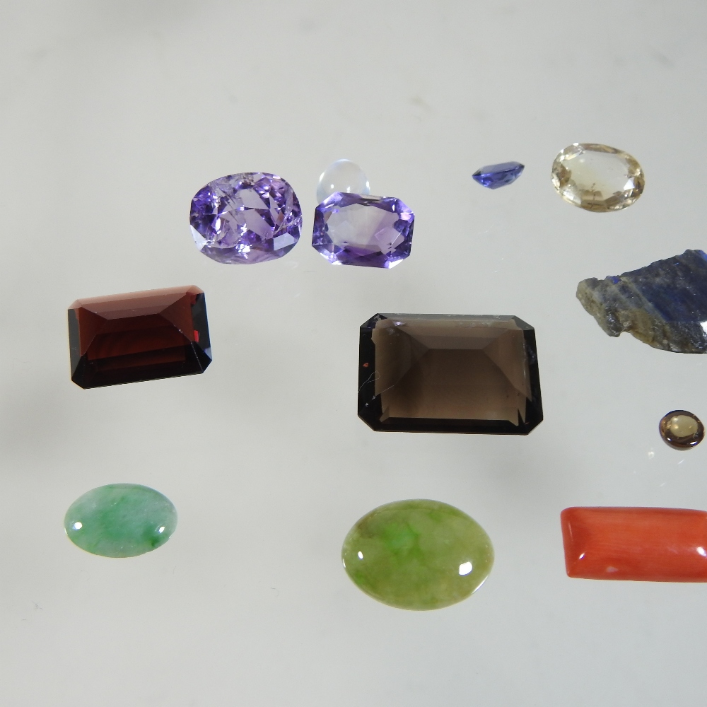 A collection of semi-precious unset gem stones - Image 2 of 4