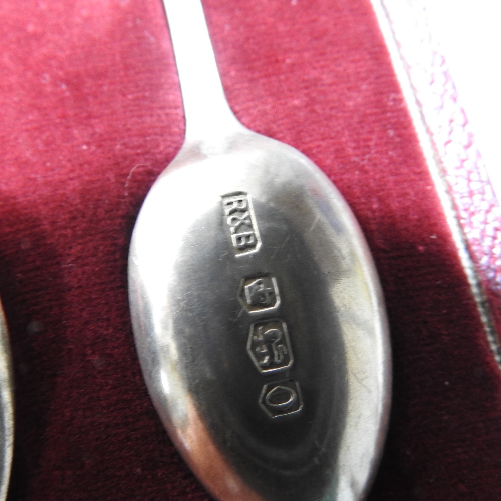 A mid 20th century set of silver teaspoons, British hall marks, cased, - Image 9 of 9