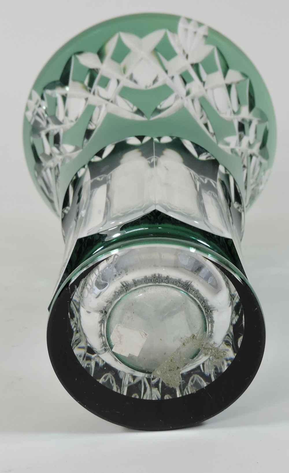 A 19th century French Saint Vincent overlaid green cut glass vase, of flared shape, - Image 4 of 5