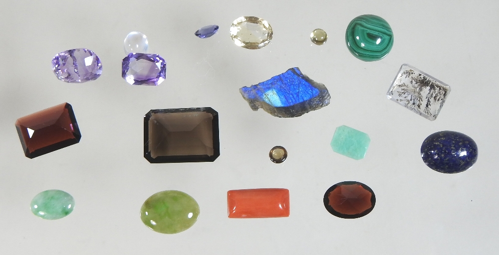 A collection of semi-precious unset gem stones - Image 3 of 4