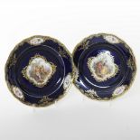 A pair of early 20th century Meissen porcelain cabinet plates,