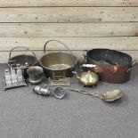 A collection of metalwares,