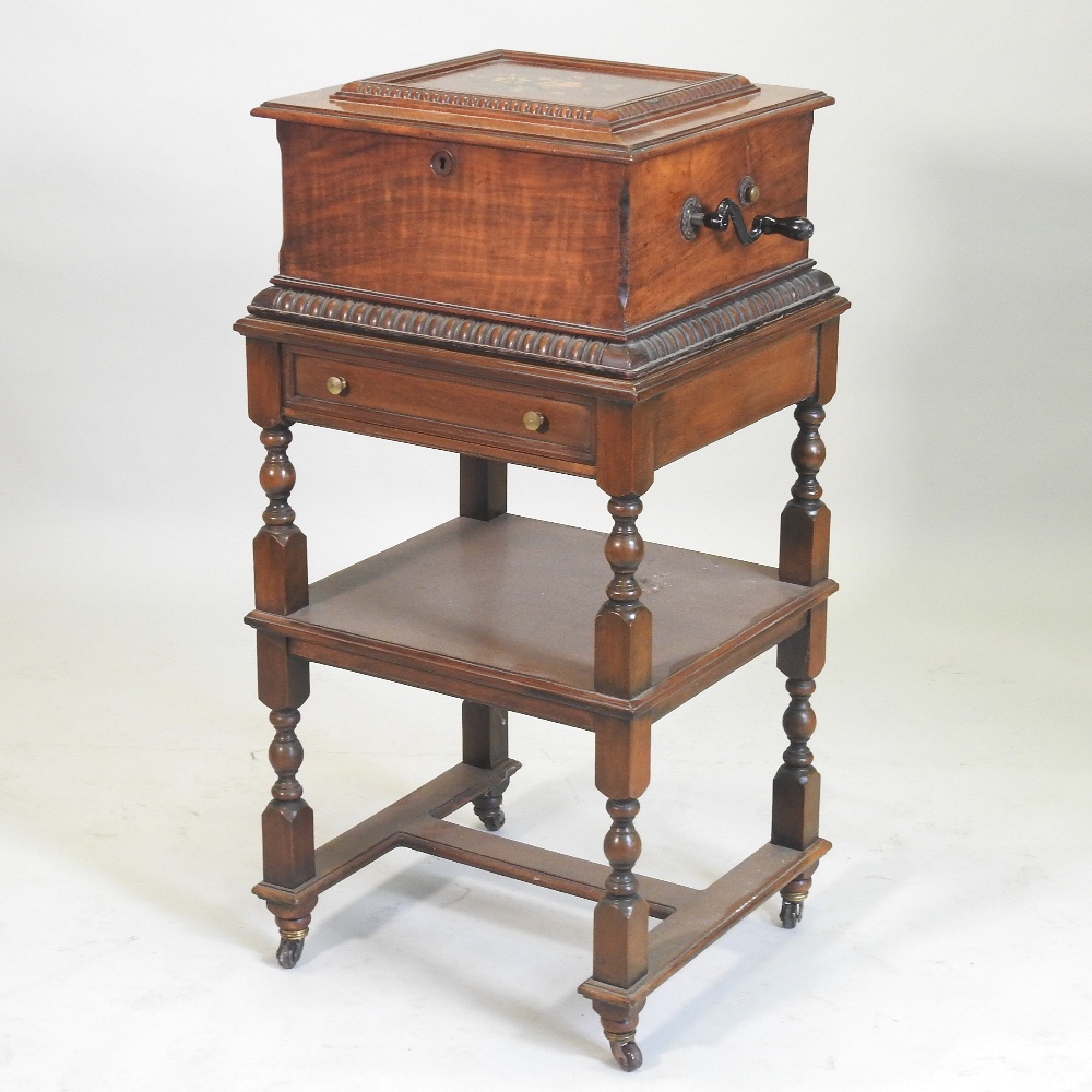 A 19th century German walnut cased wind up symphonion, the painted hinged lid, with a glass inset, - Image 14 of 17