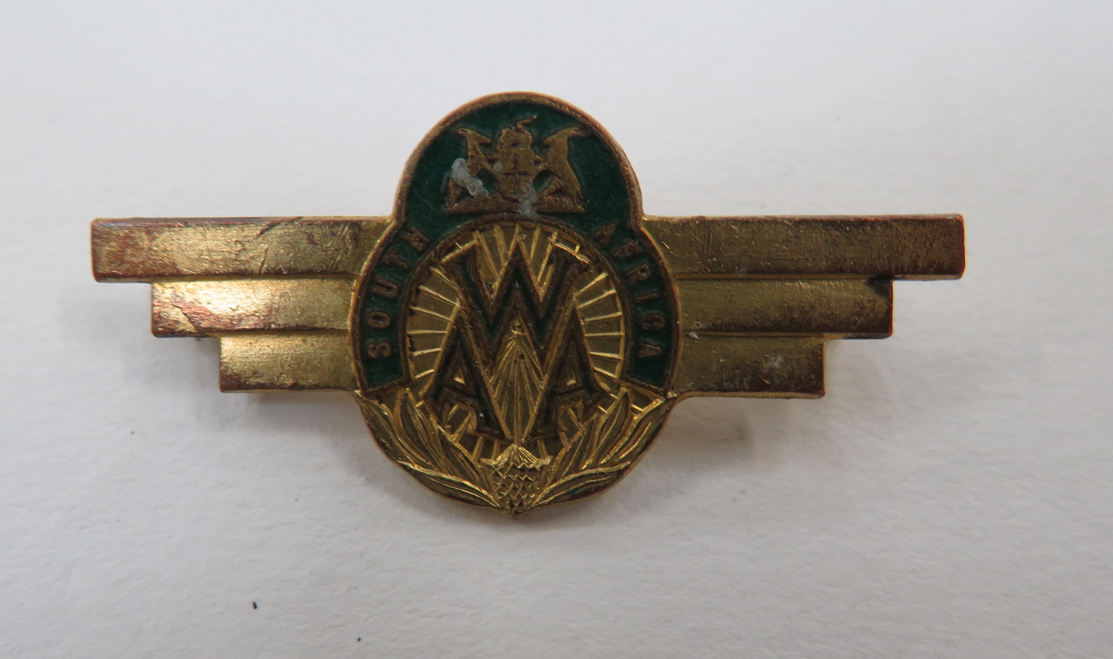 WW2 South African Women's Auxiliary Air Force rare 1st type wing / badge